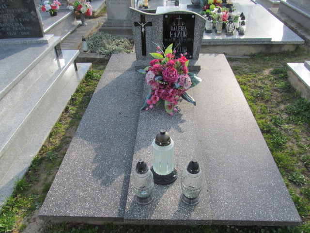 Grób Waleria Łazur